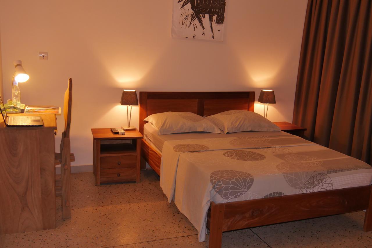 Best View Bed & Breakfast Lome Exterior photo